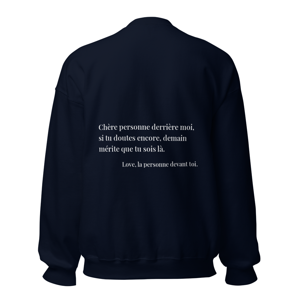 fiche produit stay tomorrow sweatshirt bleu message au dos
